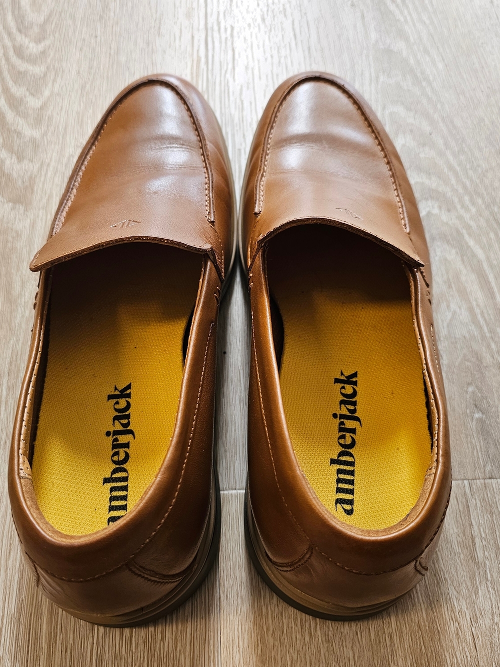 Men’s Amberjack Leather Slip-On Loafers - Honey